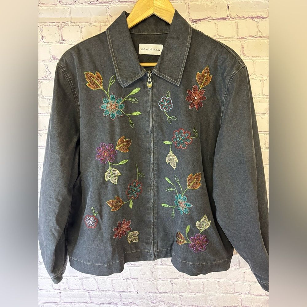 Vintage Alfred Dunner Embroidered Floral Gray Cottagecore Denim Jacket Size 20